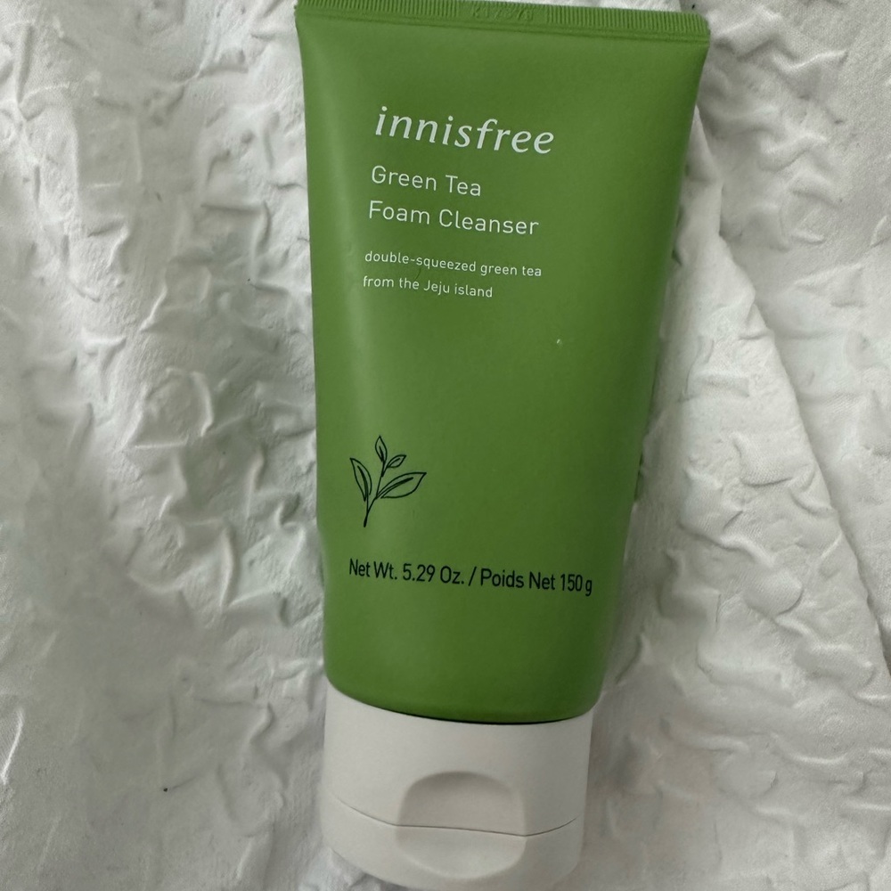 Innisfree GreenTea Foam Cleanser